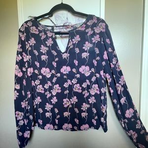 Stitch fix By Design navy floral top